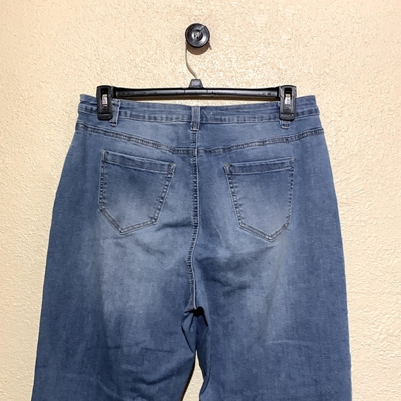 Angel Premium Jeans Pants 14 Blue Medium Wash Straight High Rise Stretchy Cotton - Picture 10 of 14